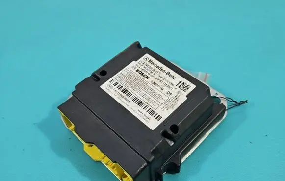 Mercedes-Benz B W246 W242 Airbag control unit/module 0285011144 IMPRK1434588