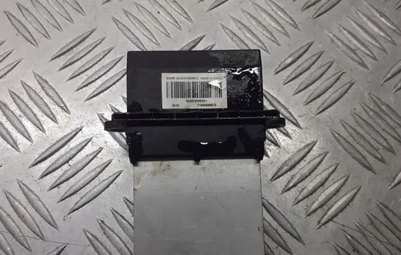 Renault Scenic II - Grand scenic II Heater blower fan relay N106091C
