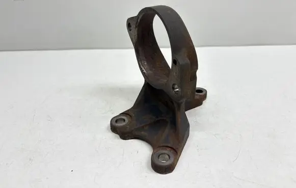 Toyota Verso Driveshaft support bearing bracket