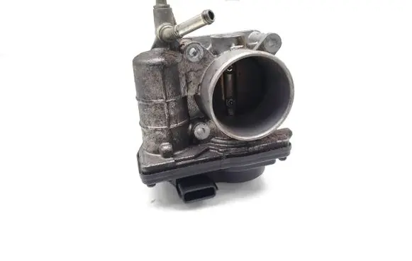 Nissan Juke I F15 Electric throttle body valve SERA52601