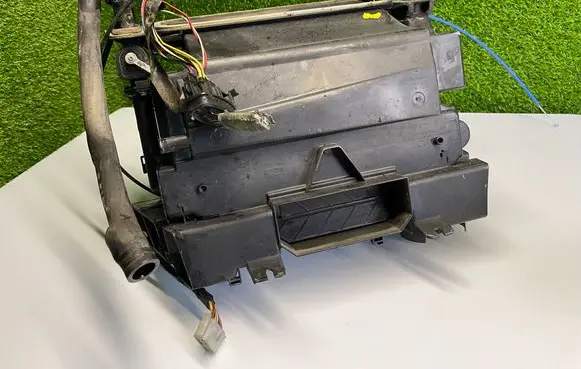 Volkswagen II LT Interior heater climate box assembly 