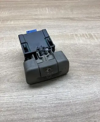 Renault Scenic II - Grand scenic II Hand parking brake switch 8200243681