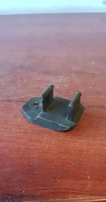 BMW 5 E39 Radiator mount bracket 1740315