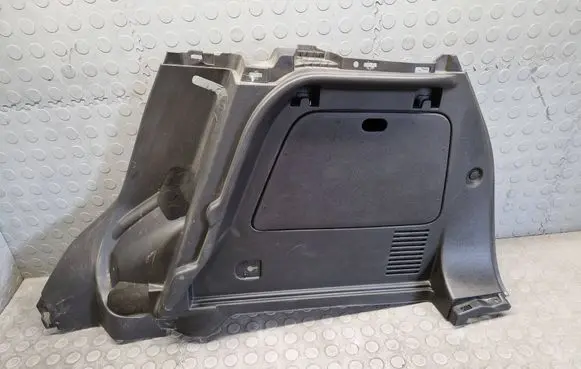 Buick Encore I Trunk/boot lower side trim panel 95190807