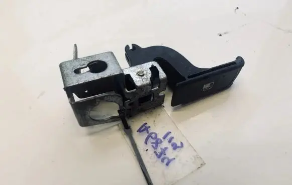 Honda Civic Fuel tank opening switch 