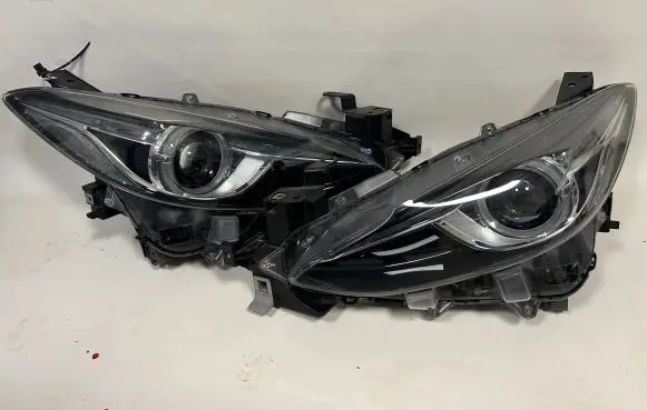 Mazda 3 III Front bumper