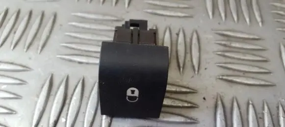 Peugeot 207 Central locking switch button 96570636xt