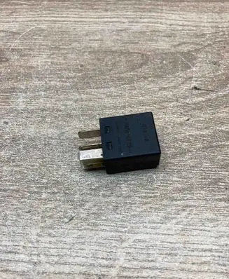 Chrysler Voyager Other relay 4707212