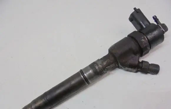 Hyundai Getz Fuel injector 33800-2A400