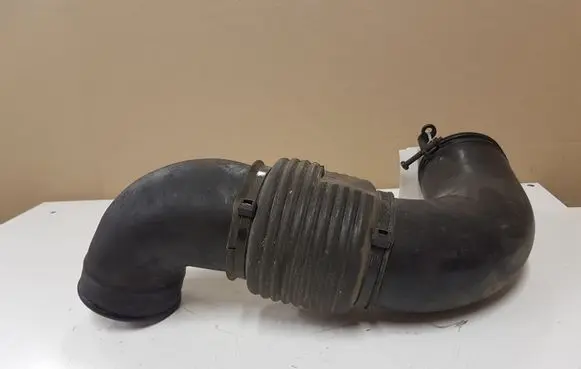 KIA Sportage Air intake duct part 281401F250
