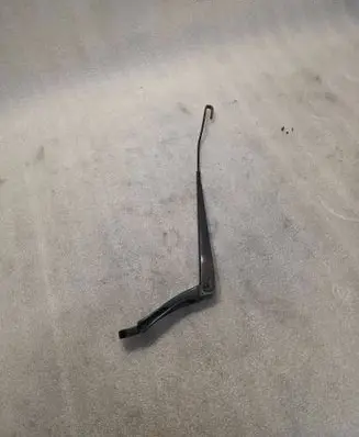 Volvo XC90 Front wiper blade arm 8620839