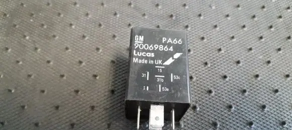 Opel Kadett E Other relay 90069864 GM90069864