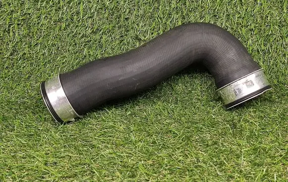Volkswagen Golf Plus Intercooler hose/pipe 1K0145834L