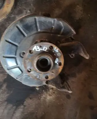 Audi A3 S3 8P Front wheel hub