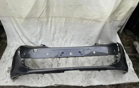 Peugeot 508 II Front bumper