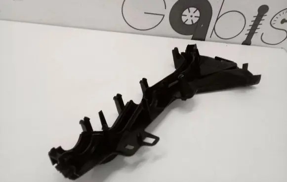 Mercedes-Benz E W214 Wiper trim A2148311600
