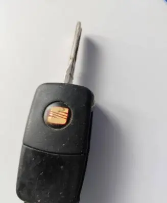 Seat Leon (1P) Ignition key/card 