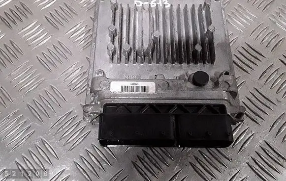Mercedes-Benz Sprinter W907 W910 Engine control unit/module A6519007103 A6519016002