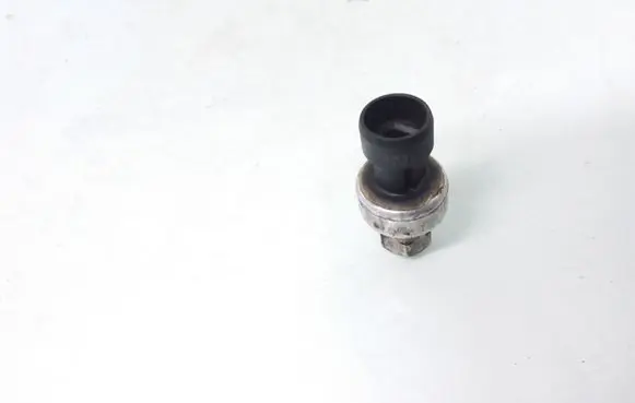 Opel Astra H Air conditioning (A/C) pressure sensor 9131721
