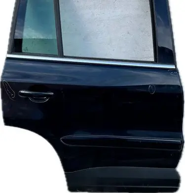 Volkswagen Tiguan Front door 5N0