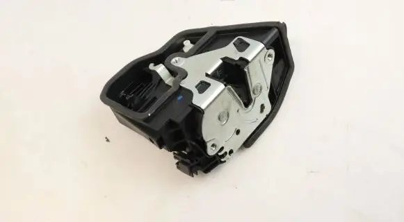 BMW 4 F36 Gran coupe Front door lock 7229458