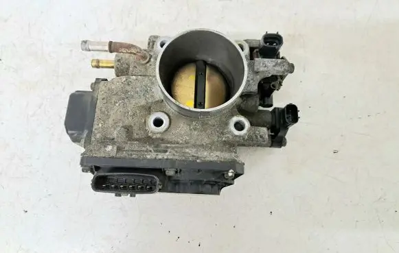 Honda FR-V Throttle valve