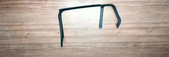 Volvo V60 Rear door window/glass frame 1302144