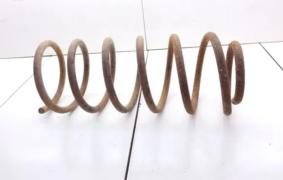 Volkswagen Golf II Front coil spring