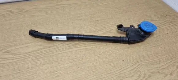 BMW 3 G20 G21 Window washer liquid tank fill tube 7427883