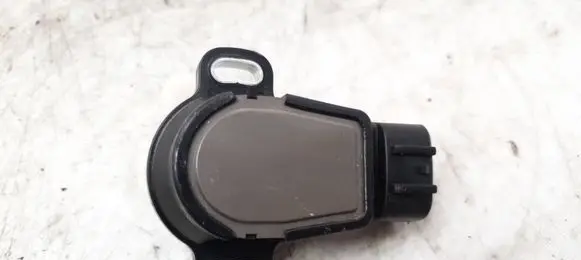 Toyota Avensis T250 Acceleration sensor 8928152021 1983003041