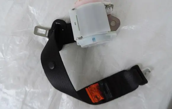 Opel Insignia B Middle seatbelt (rear) 84127423