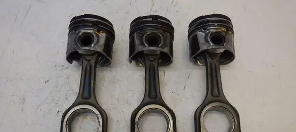 Peugeot 207 Piston with connecting rod 74L53