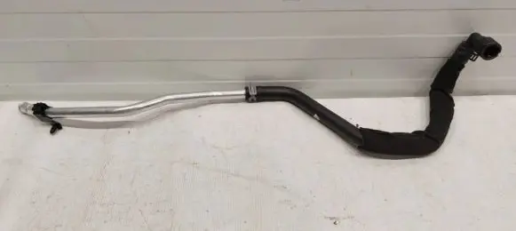 Chevrolet Camaro Engine coolant pipe/hose 84126761