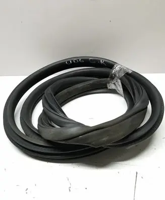 BMW 2 Active Tourer U06 Rear door rubber seal (on body) 8496230