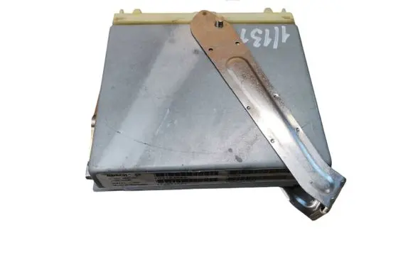 Volvo S70 V70 V70 XC Engine control unit/module P09183992 1T28S3582 0281001801