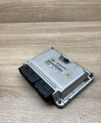 Volkswagen PASSAT B5.5 Engine control unit/module ECU 038906019EN 0281010705