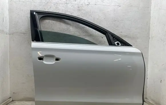 Audi A8 S8 D4 4H Front door 