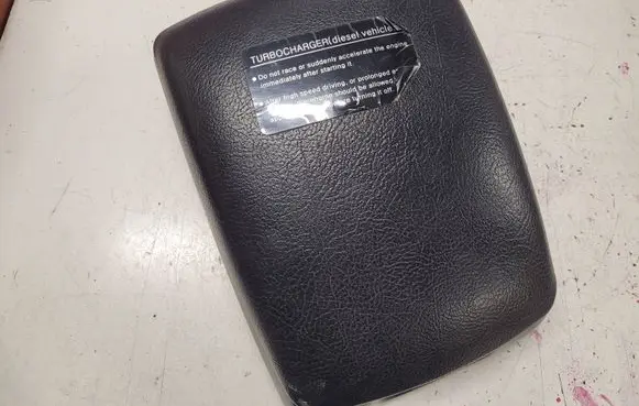 KIA Sorento Armrest