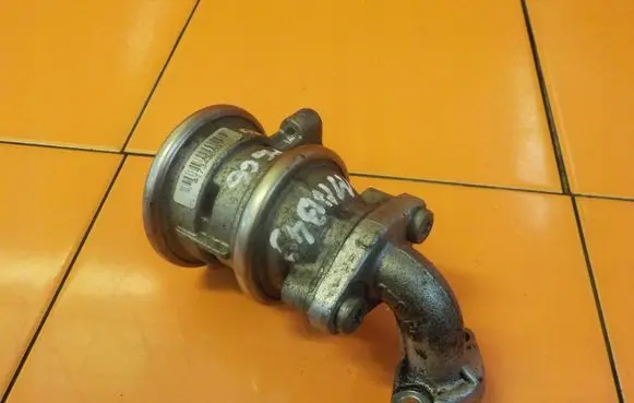 Audi A6 S6 C6 4F EGR thermostat 06E131101A 11MB49