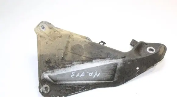 Land Rover Range Rover L322 Engine mounting bracket