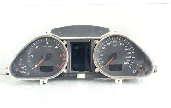 Audi A6 S6 C6 4F Speedometer (instrument cluster) 4F0920900N