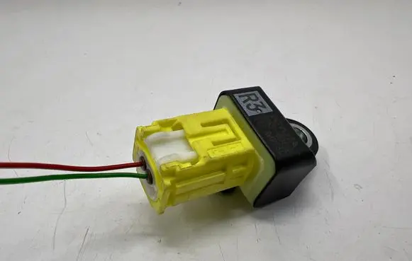 Toyota Yaris XP210 Airbag deployment crash/impact sensor 898310D110