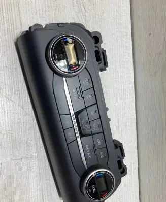 Ford Kuga III Climate control unit lj6t18c612ac