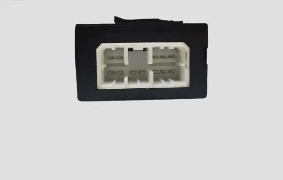 KIA Carens I Light module LCM OK2FA67750