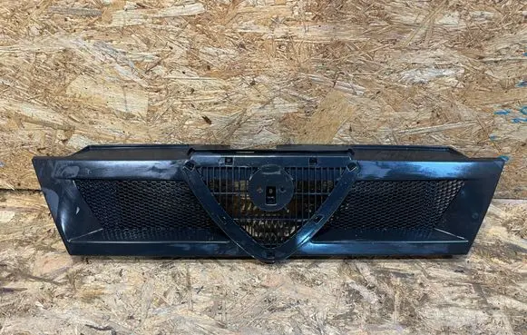 Alfa Romeo 33 Front grill R1827-M