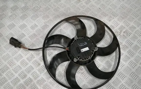 Mercedes-Benz B W247 Electric radiator cooling fan C51765100 301120193 0001959102