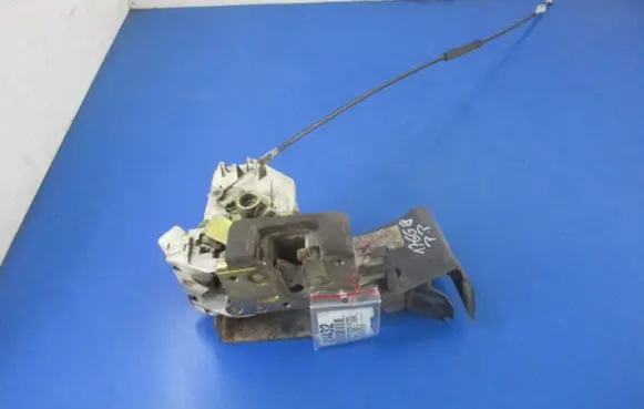 Ford Cougar Front door lock 96BGF21812EM