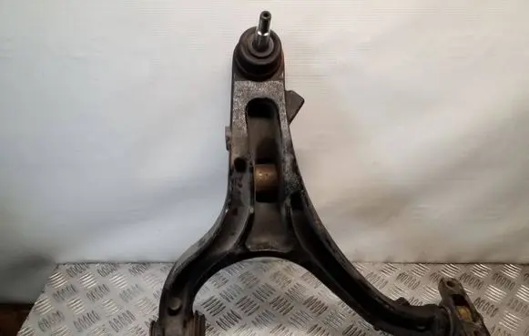 Jeep Grand Cherokee (WK) Front lower control arm/wishbone 