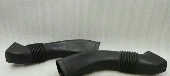 Mercedes-Benz CL C216 Air intake duct part A1560941782 A1560941882