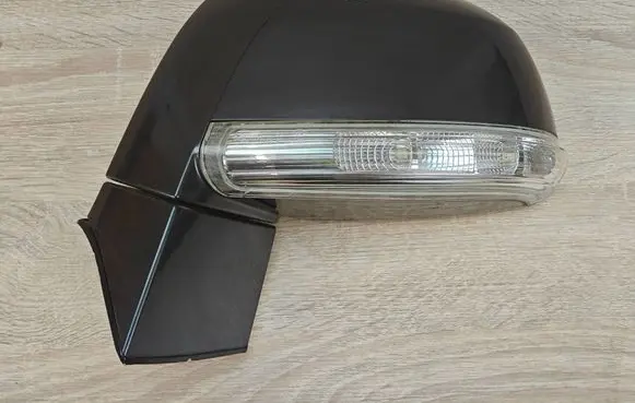 Chevrolet Captiva Front door electric wing mirror LUSLPS186
